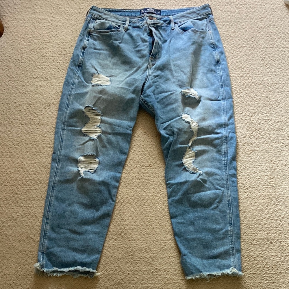Ripped Light Blue HOLLISTER Denim Jeans SIZE 19R
34 waist